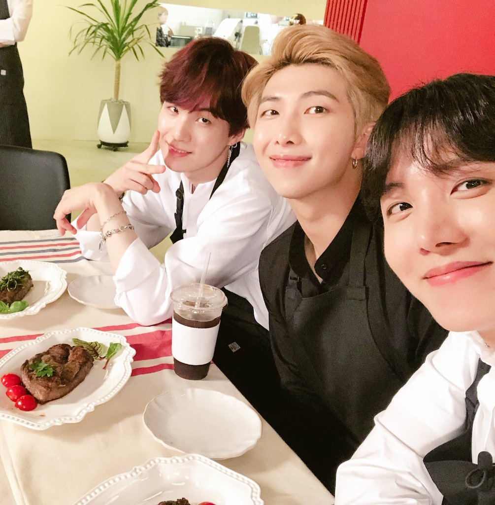 btsaestethic's tweet photo. Rapper line https://t.co/NT0qLPfFnQ