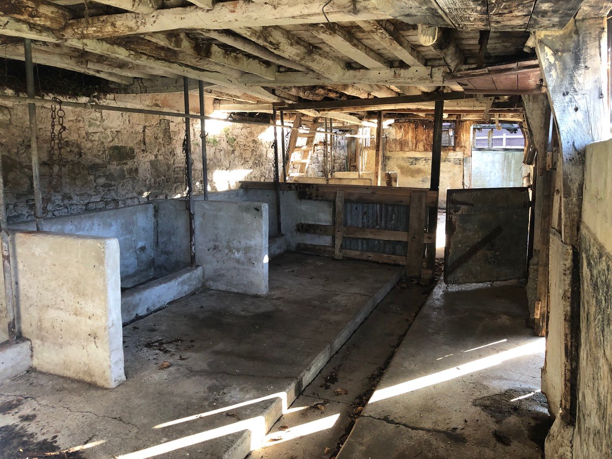 JamesGrayley's tweet image. Work in Progress | Landscapes & Roof Lights. Winter morning site survey for a new project in Wiltshire that will convert a former dairy building into a new home #architects #architecture #architectureprojects
