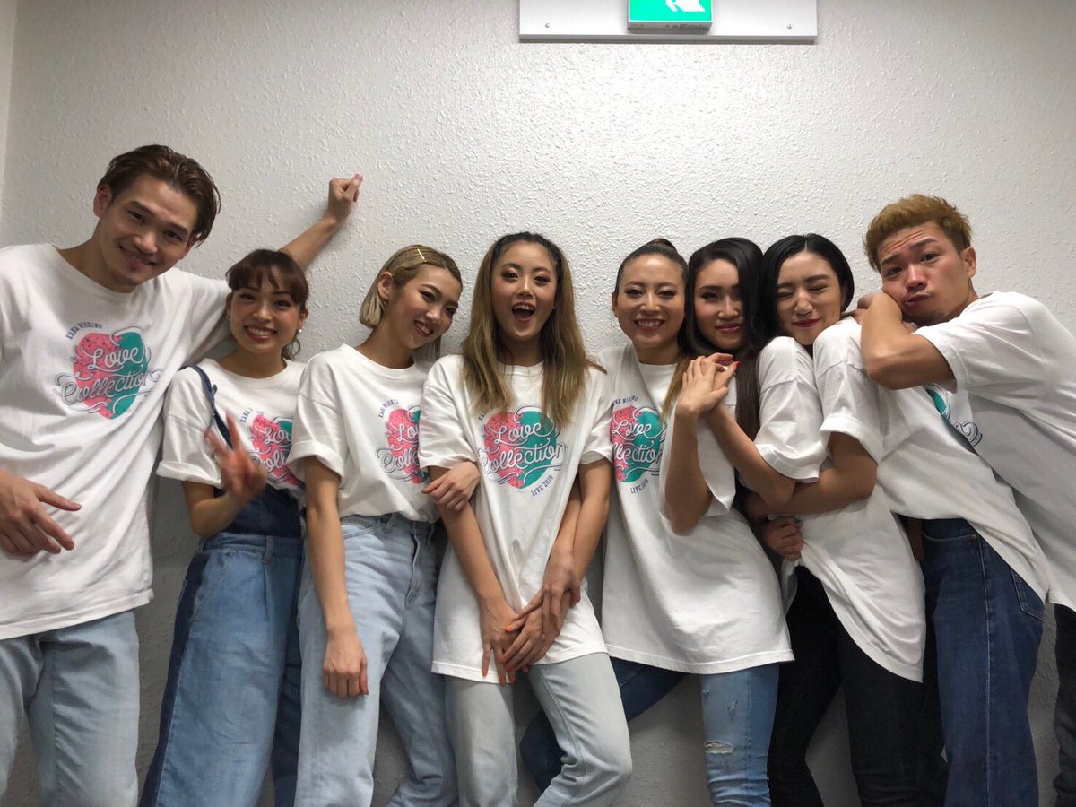 MIYUxxGxx's tweet photo. すごい愛してもらえるから、
愛をみんなで精一杯かえして、
結果すごい愛に溢れてしまうんです🌈
そんな現場です🌹**!! https://t.co/9Fqw7YqUTP