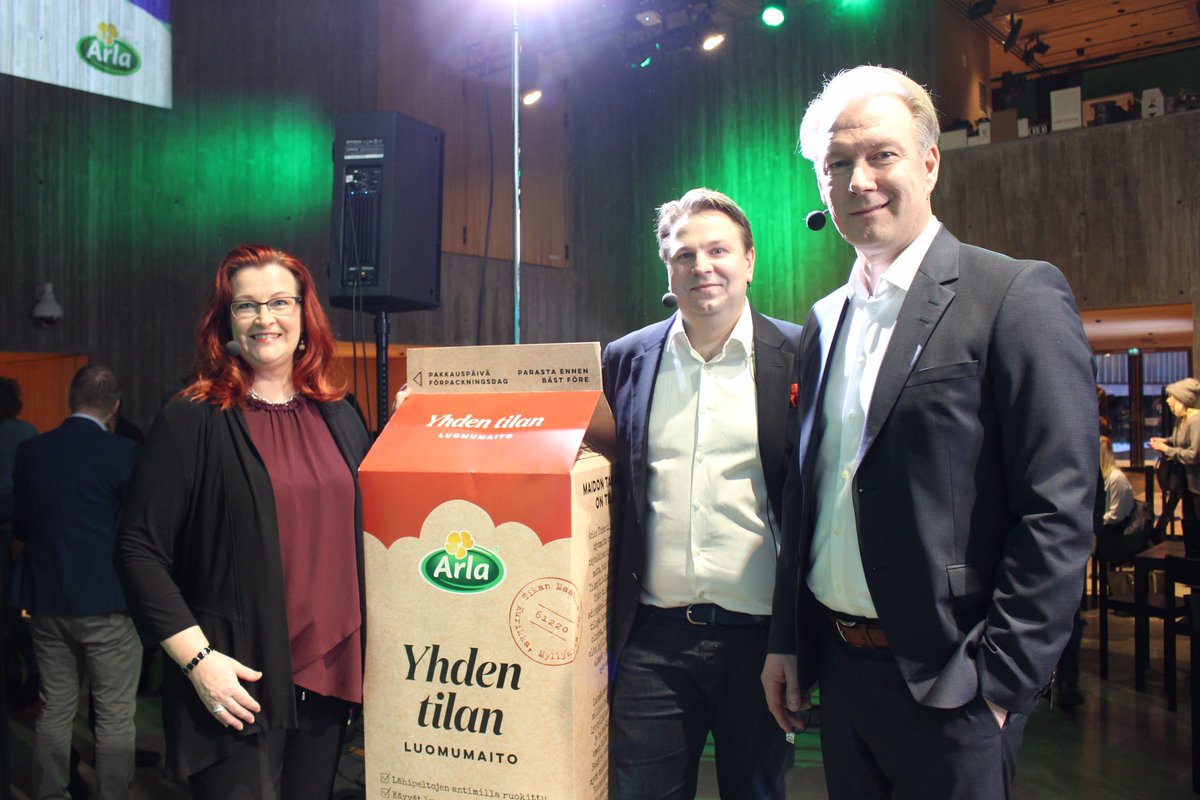 SariMannonen's tweet photo. From forests to dining tables - UPM's great innovation, #UPM #BioVerno naphtha is used in coating of the milk cartons as Arla brings 40 million 100% wood-based packages into supermarkets. #puustapöytään #sustainability https://t.co/XoVbvATAGh https://t.co/q2OKaKTPHi