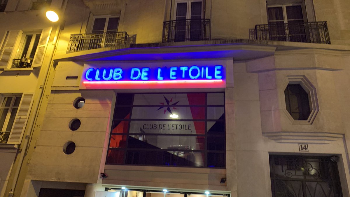 CampusMeDoWe's tweet photo. Nous sommes en place et sommes impatients de vous recevoir !
Toute l’équipe est au taquet 
@makae_events @artupox @LesPrem1eres @Philippe_Attal @makae_events #MeDoWeDay #freelance #coach https://t.co/u0YHhf4kHy