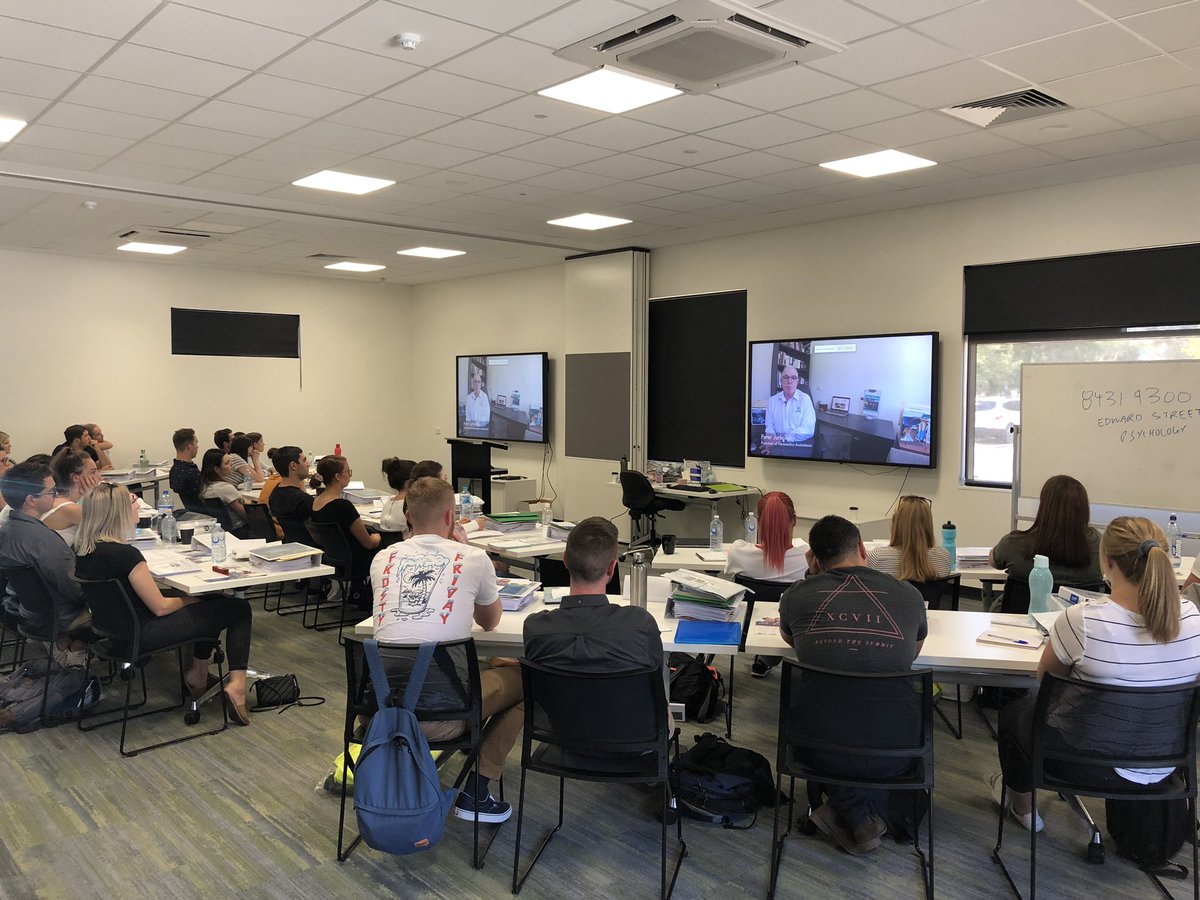 ParaAustSA's tweet photo. This afternoon @clare_collihole &amp; @LachieGraham from @AusParamedics met the latest group of Paramedic Interns from @SA_Ambulance. They discussed the benefits of becoming a PA member including access to the new #CPD dashboard which aligns with @AHPRA requirements. https://t.co/AYwypryvoY