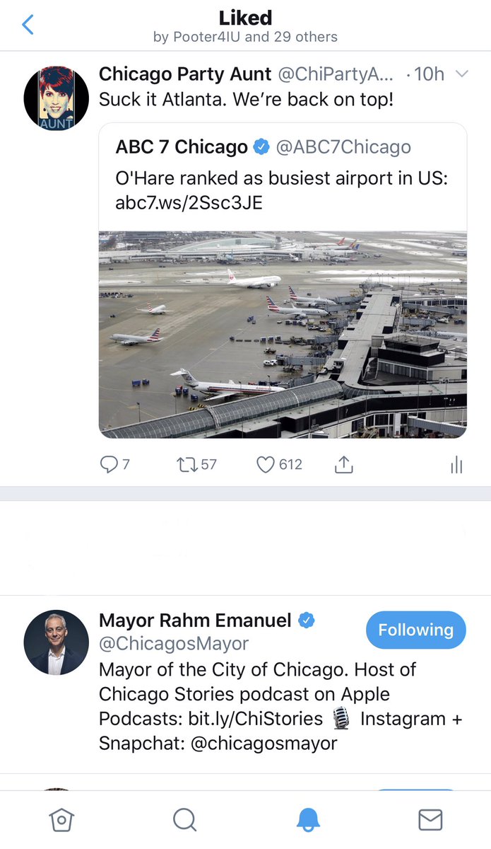 ChiPartyAunt's tweet photo. Look at Da Mayor smashing dat like button! I look forward to taking your job sir. @ChicagosMayor #CPAForMayor https://t.co/7EUe5OMm6H