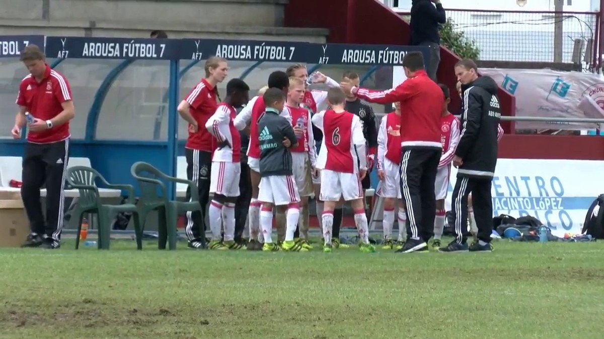 Keepitonthedeck's tweet image. Some weekend results from Ajax Academy Kids Teams

U11
Ajax 31-4 v PSV

U10
Ajax 23-12 v PSV

U9
Ajax 25-5 v ADO Den Haag

These results are no once off.  The difference is at Ajax the result is viewed as a consequence of the development &amp;amp; not seen as something that effects it!