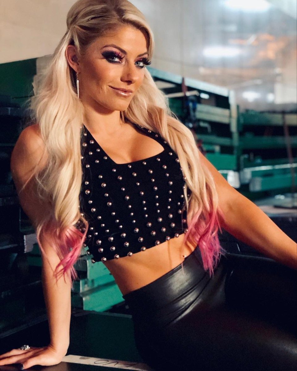 WWEPPorn™ on Twitter: "Alexa Bliss in leather #Raw #WWE #MomentOfBliss https://t.co/2q94WhsREh" / X