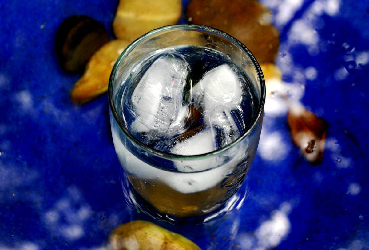 Schtang's tweet image. What happens when you melt ice cubes in a glass of water at room temperature? The ice melts, cooling the water, once melted the water in the glass heats back up to room temperature, &amp;amp; as the room temperature gets hotter so does the water - That's #CliimateChange #auspol