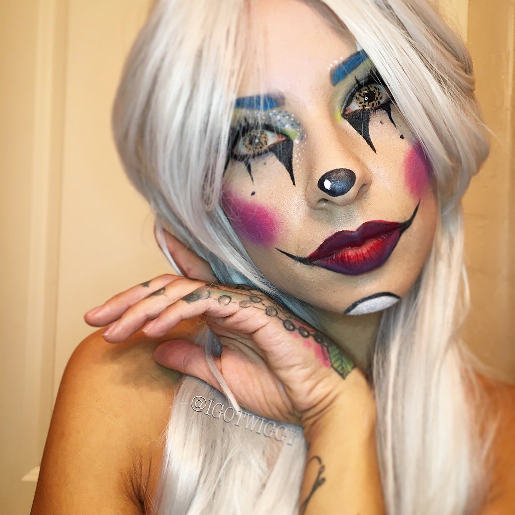 OFFICIALWIGGY's tweet photo. @JeffreeStar @JeffreeStar 
Been an a1 since day1 of your MySpace days. XoXo 😘 
I’ve been doing makeup professionally as a licensed MUA since 2013🎨 but my IG following is small so I’m a “smaller artist” with huge dreams.💖
https://t.co/eLtCsqeOSE 
🍭Here’s some of my creations: https://t.co/GISp6t9MaT