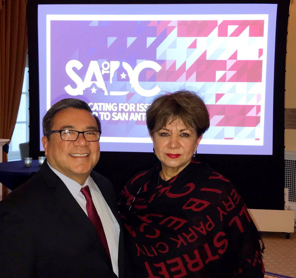 LouisEscareno's tweet photo. Honored to join San Antonio Hispanic Chamber leaders Chairman John Agather, President& CEO Diane Sanchez & CPS CEO Paula Gold Williams on SA To DC 2019. Great kickoff SA Chamber CEO Richard Perez! #sahcc #SAGCC https://t.co/akoag1HdQV