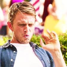 TheShowdown6's tweet photo. @JaneTaing George is singing again?  Karaoke contest ... come get yo manz. #teamwade #hartofdixie https://t.co/RQZeUlULWA