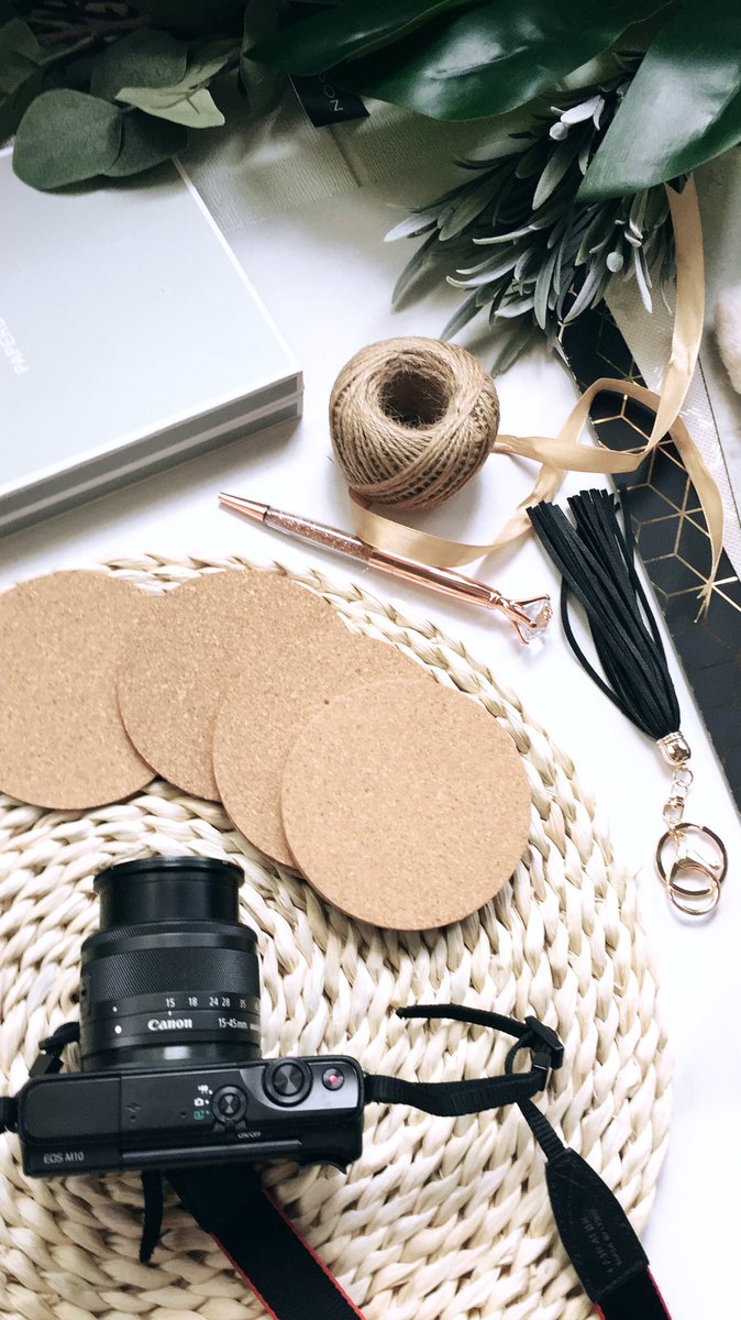 bukanasaira's tweet photo. Flatlay by The Safyina begins now ♥️ #productflatlay https://t.co/OjtrUoG8LH