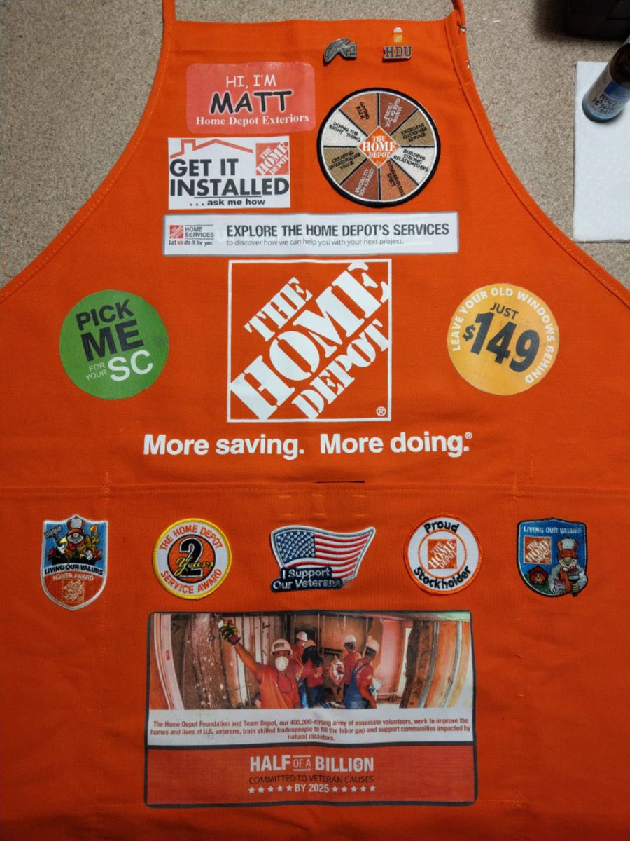 HDE_Tim's tweet photo. Great looking apron from Team Denver’s @Matt_ParkerHDE I love the Half of a Billion��Committed to Veteran Causes by 2025! #ValueWheel #Just149 #PickMeForYourSC #GreenDotNation #OneTeam @THDYuda @StaceyTank @KendricLucas @THDPatti https://t.co/8oei1Jnj22