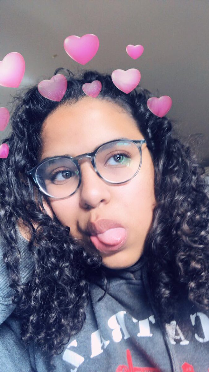 masr1ya's tweet photo. anyways stream Only You and tell your coworkers to do it too!!! #StreamOnlyYou @yoandri https://t.co/6uTgGe7Lmx