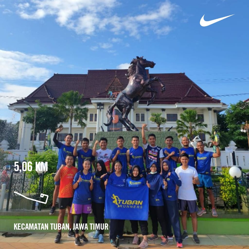 Keseruan kita tadi pagi di Thuesday Morning Run.
kita jingkrak-jingkrak bareng di  Morning Run selanjutnya ya.  😊
#TubanRunners
#TubanHits
#TubanMlayu
#GakMlayuGakSeru