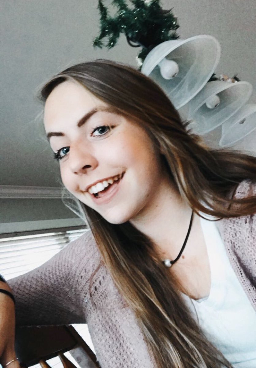 CanesMhs's tweet photo. heyo!! so guess what.. today is our sweet sadie’s sweet 16th bday!!!🥳 this varsity dance officer is not only so passionate about dancing, she is also passionate about her friendships, her teammates, and having fun. she never fails to put a smile on ur face &amp; WE LOVE HER!!!❤️💙 https://t.co/ZaYLq217oW