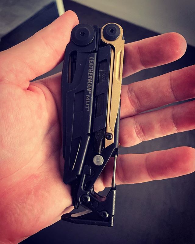 theedczone's tweet photo. New Multitool, @leathermantools #MUT no guns for me here in Perth, but I like the looks of it for years and my late wife Lisa bought it for me.
#multitool #leathermanmut #leathermanmultitool #multitoolcommunity #multitoolporn https://t.co/ylf8lmH6VO https://t.co/6ITyIoY9dm