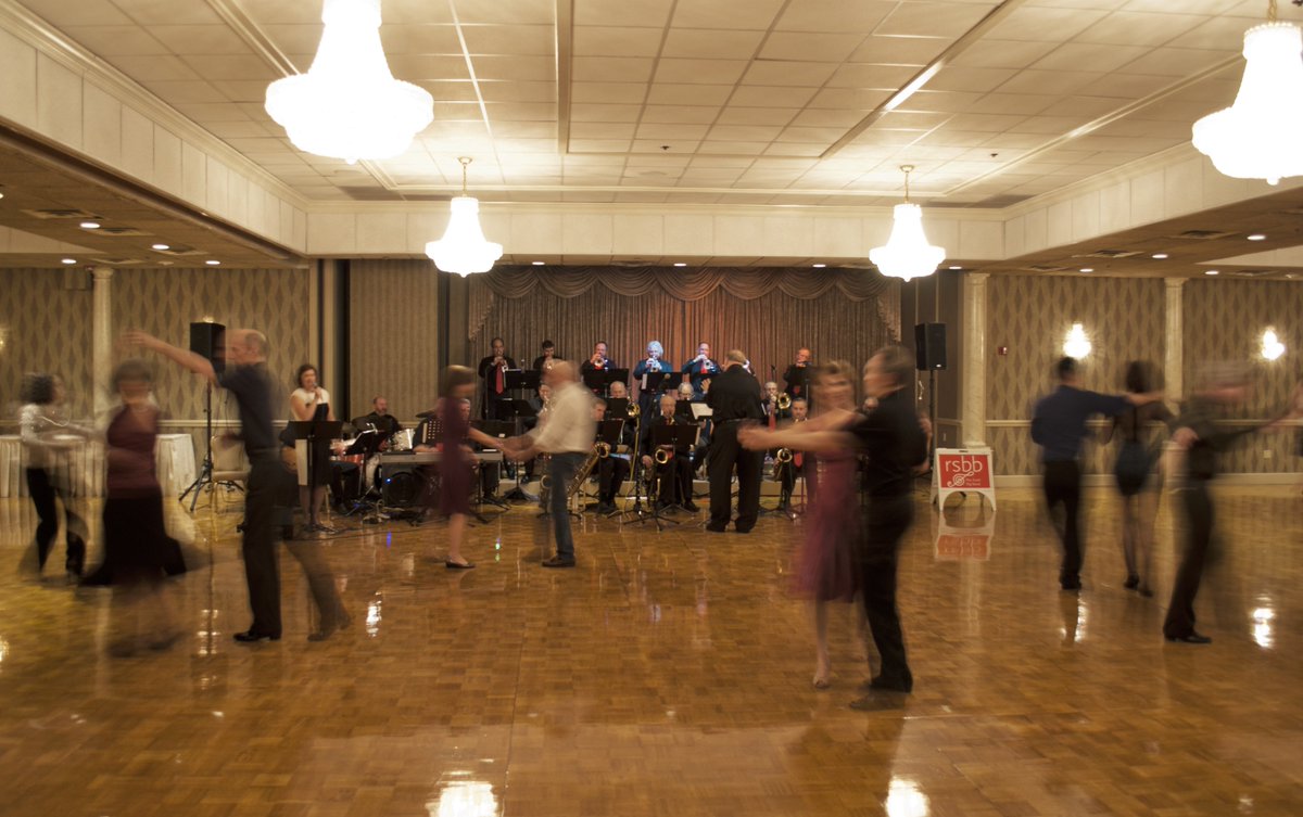 TheSharonBands's tweet photo. February 14 just got a little more jazzy! Music, dinner &amp; dancing at Lake Pearl in Wrentham. Reservation only tickets https://t.co/nwe4YW3C5S https://t.co/h9HlCO2DD2