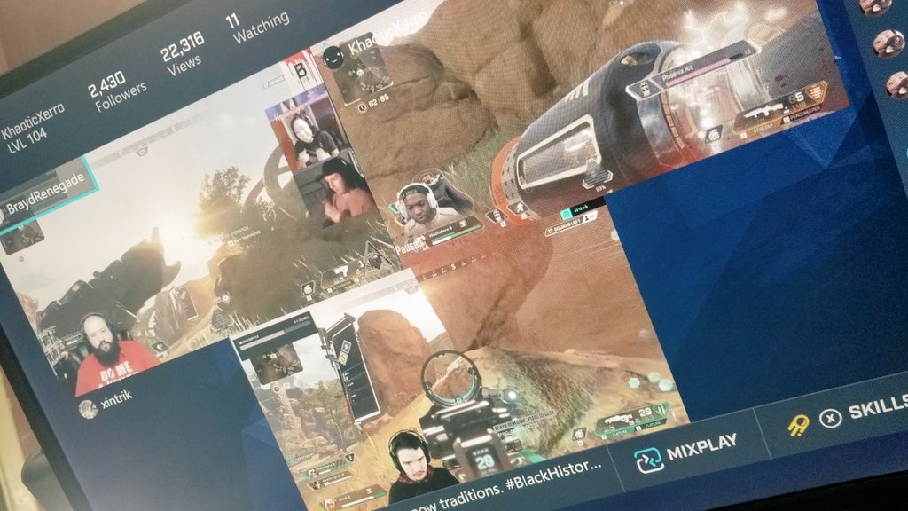 KhaoticXerro's tweet photo. God I miss costreaming with these bois!!! Talk about good time with family!! #tbifamily

@xintrik @brayd0489 @tbimixer

@WatchMixer #mixer #streamer #mixerfamily #apex #ApexLegends #tbi https://t.co/pUzLLgnGlF