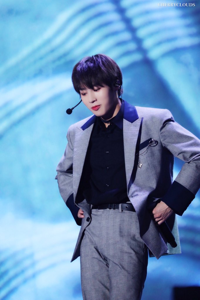 190124 Therefore con

Different styles:-)

#하성운 #HASUNGWOON #HaSungWoon #河成云