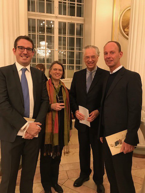 ThomasRabe's tweet photo. With a lot of guests at the Berlin premiere of the Puccini opera "Edgar" - a joint project of the Berliner Operngruppe and Bertelsmann https://t.co/0xdsA7KJIM