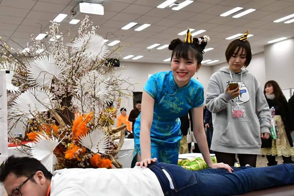 jouvence_7's tweet photo. 2/2~3まで開催されてましたホリエモン万博にて当店からエレガンスのメイクアイテムの提供をさせて頂きました🙇‍♀️
鬼メイク可愛らしく仕上がっていますね💄💕
@oteyasumi @hori_fes @takapon_jp https://t.co/IQc49xXxTD