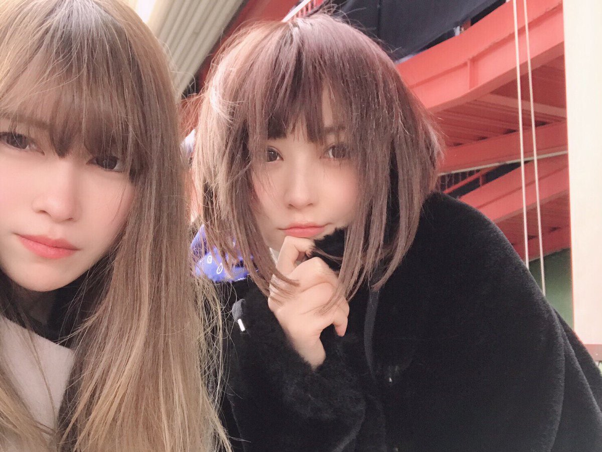 트위터의 じゅえりー 님 女性実況者4人で富士急 むちこ うごご ざんげ じゅえ