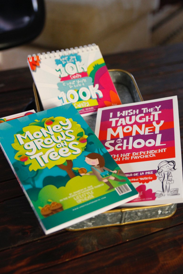 LifeUp101's tweet photo. Money is definitely an intimidating subject to some, and I love that the authors, Clarissa Seriña-de la Paz and Sharon W. Que, have made a conscious effort to create these books using familiar terms in easy-to-understand context.  @kellymisa 

https://t.co/0TtHhfHnG2 https://t.co/3be0Ar2gtw