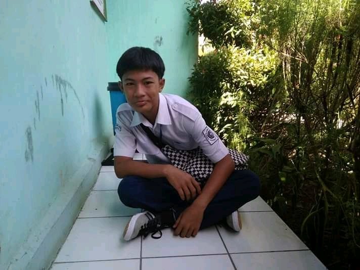BoloFirdaus's tweet photo. My adek baru https://t.co/myFNqxXb75