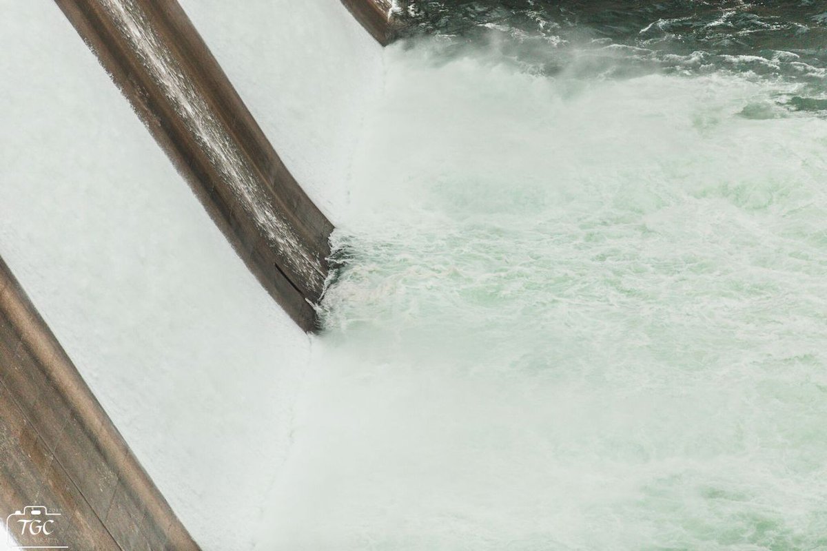 TGCPhoto's tweet photo. Not the place you want to be when the dam opens up on @TableRockLakeMO!

#LotsaWater 
#ExploreBranson https://t.co/cBNZucbuaD