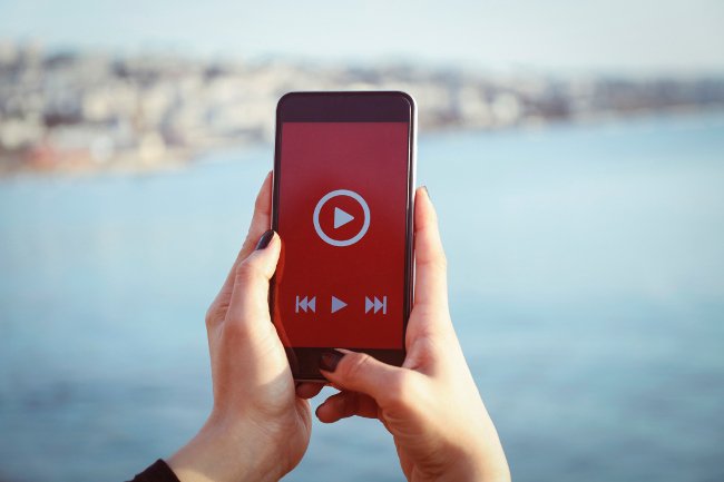 Grow Your Business with Online Video Marketing dlvr.it/QyC87t