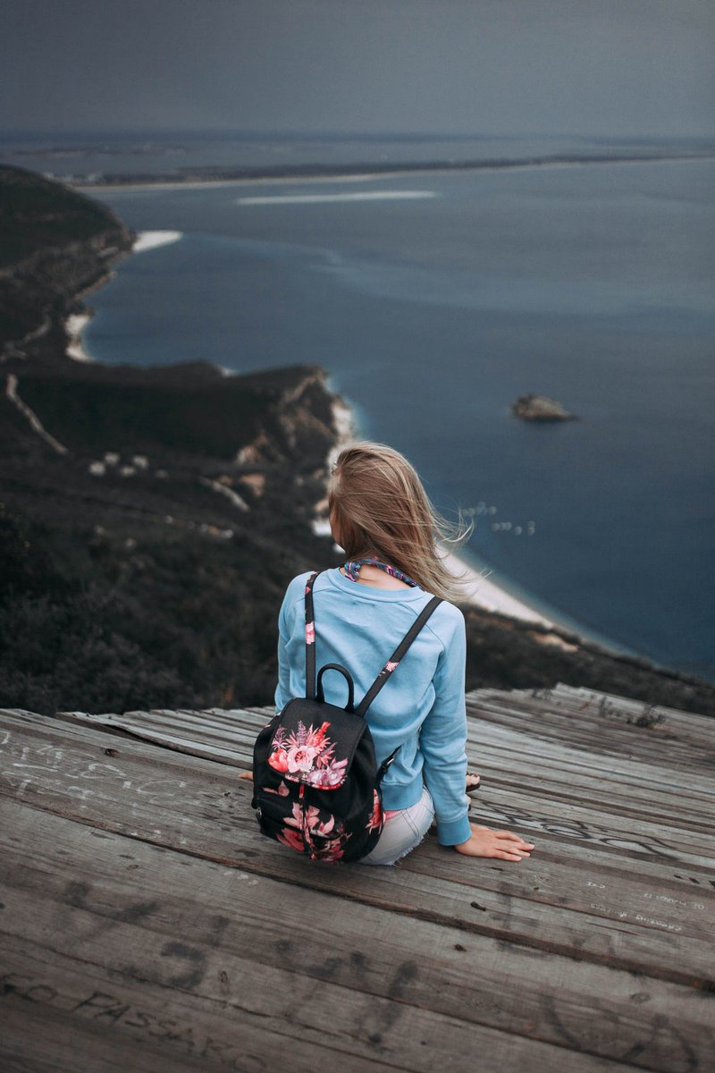 90Outbox's tweet photo. Beautiful 
#wallpaper #photography #girls https://t.co/WwN6feuvQ2