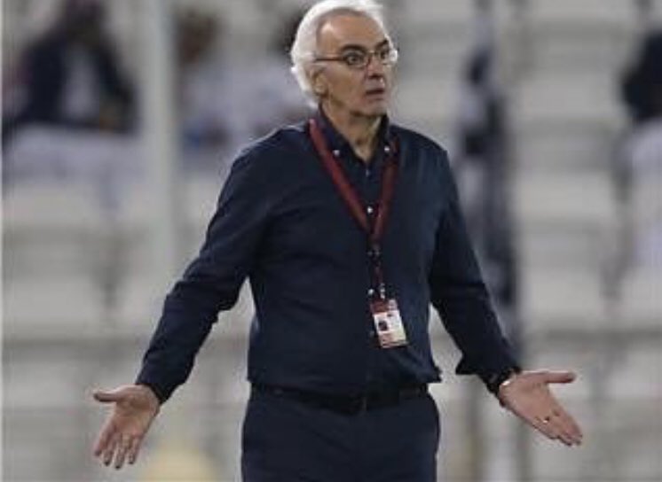 119Zeyad's tweet photo. مصادر الجزيرة:النادي #الاهلي  يتلقى الموافقة النهائية من المدرب الاورغواني خورخي فوساتي على تدريب الفريق،وسيبدأ مهامه رسمياً  مع الفريق السبت المقبل. https://t.co/SY6DPh91qT