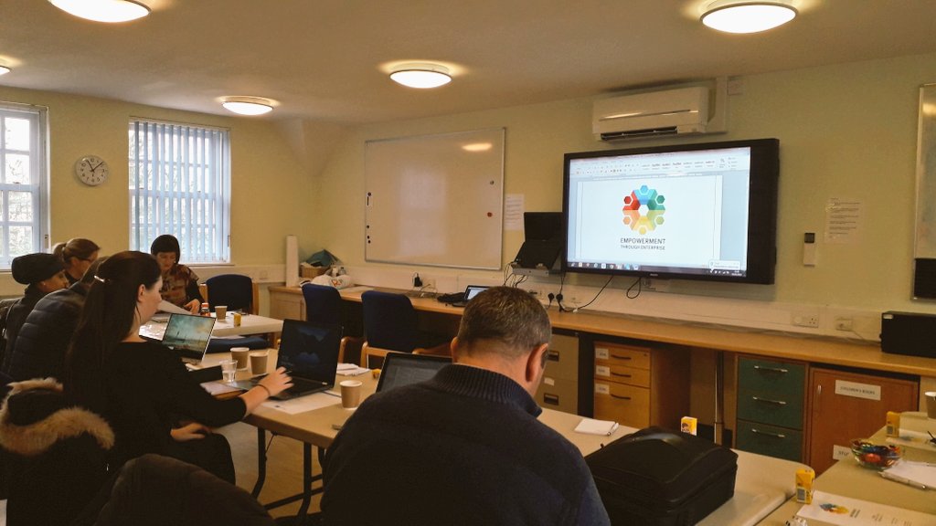 Le_LABA's tweet photo. La troisième réunion transnationale de #ETEproject vient de commencer à @goal_info. Ce #projet soutenu par @EUErasmusPlus vise à améliorer la qualité et l'accès à l'#éducation à l'#entrepreneuriat pour les jeunes avec une attention à l'inclusion des jeunes #femmes #migrantes. https://t.co/znExnv1Kuf