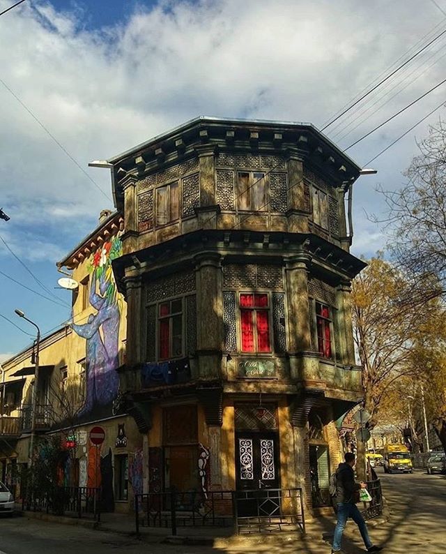 Our lovely old houses. Tbilisi .
Photo source: @georgianholiday .
#oldbuildings #oldstreet #colorful #colorfulwindows #oldarcitecture #architecture #graffiti #colorfulwallsaroundtheworld #georgia #georgiastartshere bit.ly/2Gc1hBJ