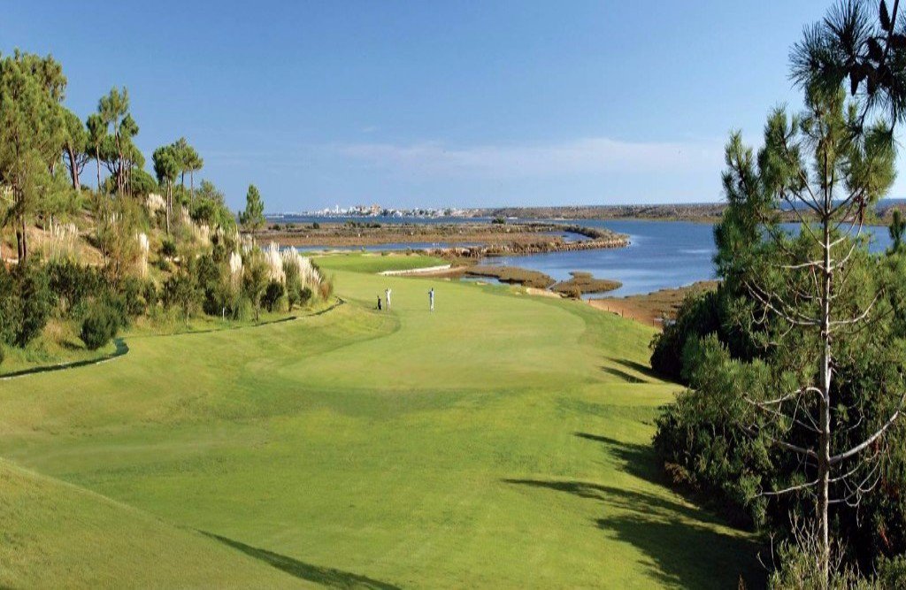 The <a href="/DonaFilipaHotel/">Dona Filipa Hotel</a> 5* fr £209pp including daily golf <a href="/SanLorenzoGolf/">San Lorenzo Golf</a>. One of the finest hotels &amp; golf resorts in the #Algarve, the #DonaFilipa enjoys a fabulous location in the #ValedoLobo resort - mailchi.mp/hashtagtravelg… - #portugal #golf #golftravel #golfholiday