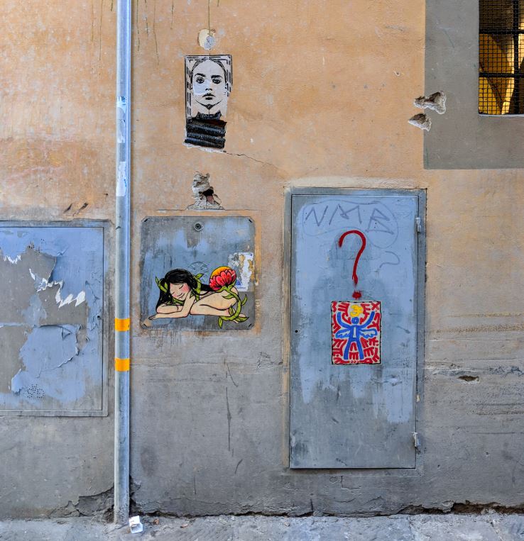 ful_magazine's tweet photo. I muri di Firenze! 🎨
Con #Nian.art, #ExitEnter.k e #Ache77
📷 @JacopoVisani
#firenze #florence #firenzeurbanlifestyle #fulfirenze #urban #streetart #wallart #urbanart #streetarteverywhere #posterart #graffiti #murifiorentini #streetphotography #streetartfirenze #arteurbana https://t.co/zDf8GNFYmw