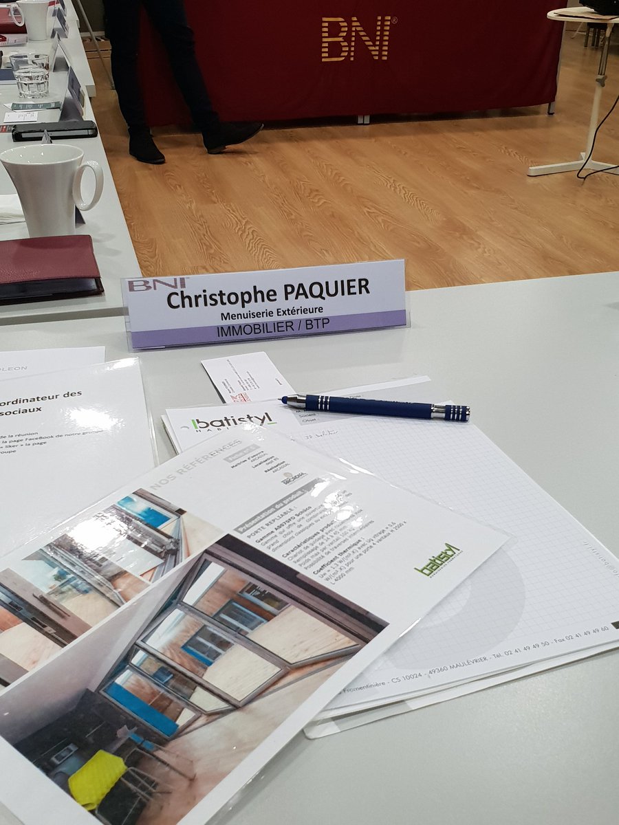 Christophepaqu4's tweet photo. Rendez-vous hebdomadaire - Réunion BNI La Roche-sur-Yon Porte du Littoral , l'occasion de parler de mes activités @AMPC_Solutions . Ce matin je récupère mon badge de meilleur contributeur du mois !
#BNI #recomendations #LRSY #ampcsolutions #vendée https://t.co/n3c1mu1d2u