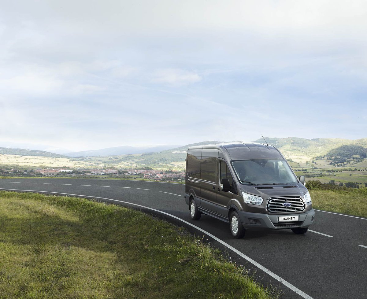 SimoneCamiones's tweet photo. Cual es tu modelo de negocio?   Tasa 19.9% y financiación hasta el 50% del precio de lista en todas las versiones #SimoneCamiones #FordTransit #Transit https://t.co/W1hL6emMe4