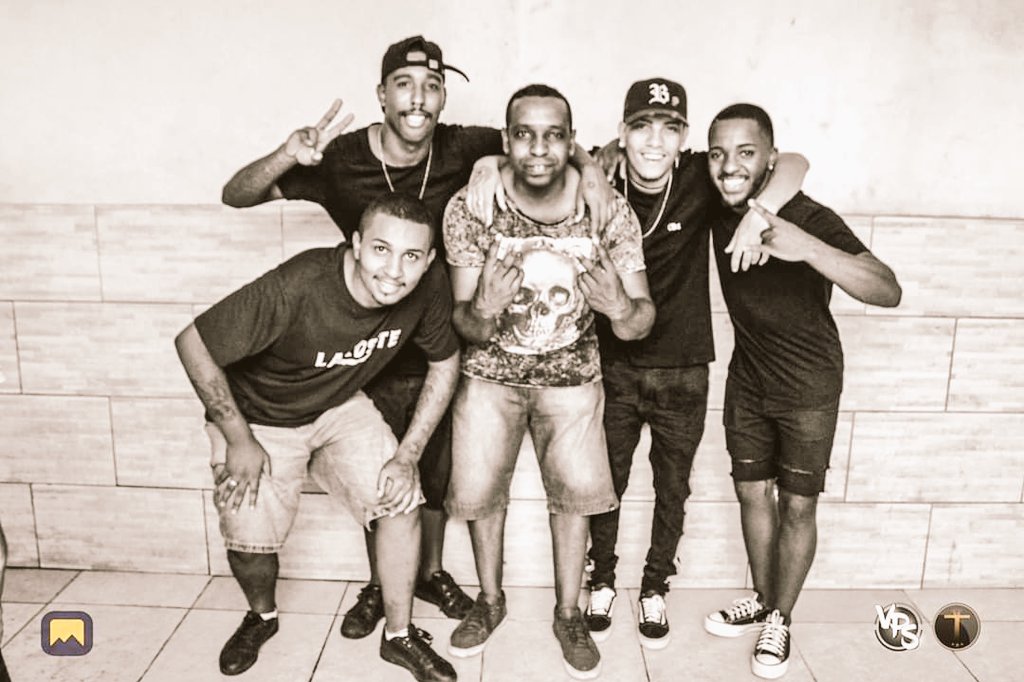 clubdosambaa's tweet photo. Trabalho a todo vapor!! Bora conferir #ClubDoSamba #VemProSamba https://t.co/bph5frYs6M