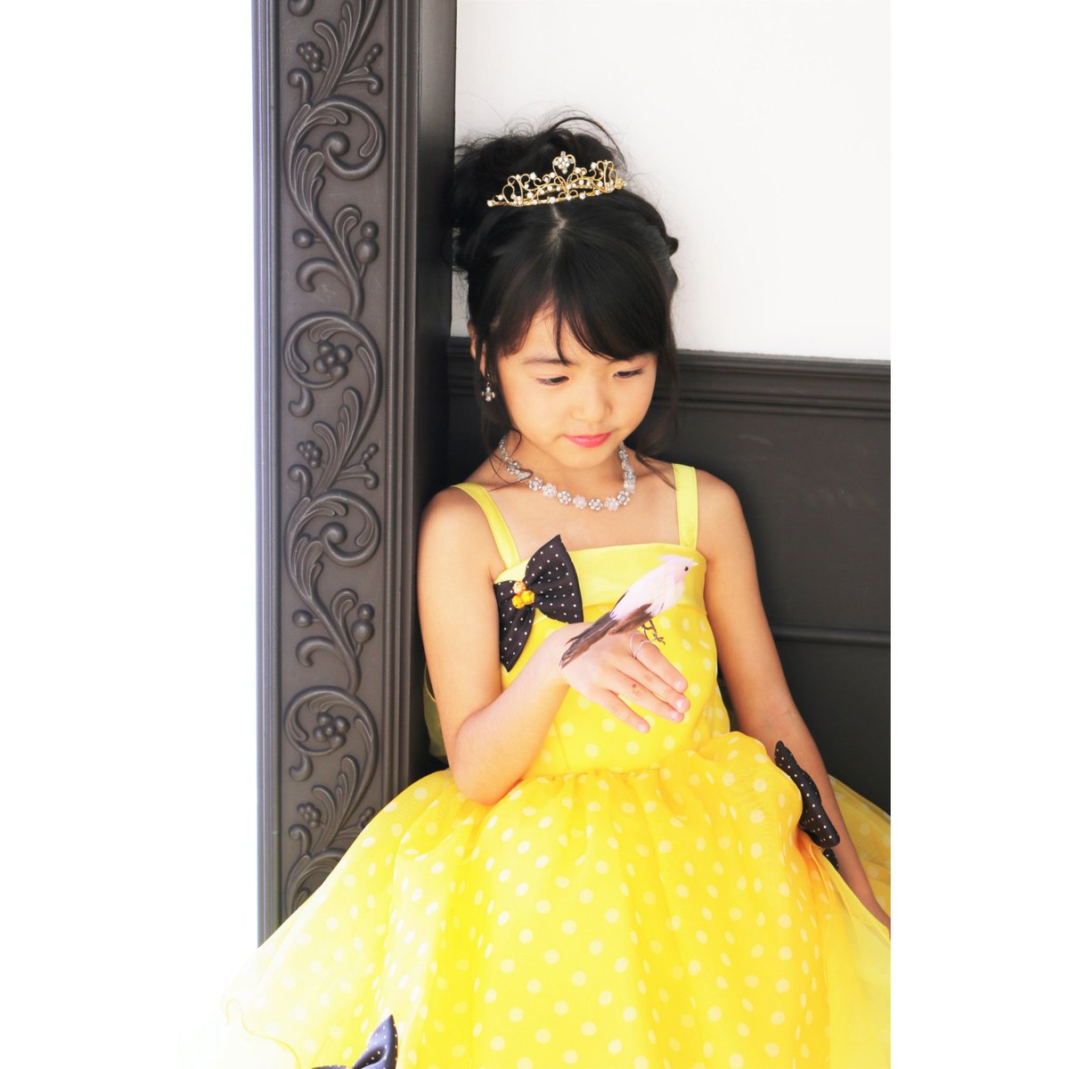 スタジオステラ 七五三7歳記念撮影 ステラは着物もドレスも かわいい衣装がご利用無料 お子さまの喜ぶかわいい小道具も 七五三は貸し切り撮影の当店にお任せください 七五三 七五三7歳 女の子 かわいい お姫様 プリンセス 7才 笑顔 楽しい スタジオステラ 七五三7歳記念撮影 ステラは着物もドレスも かわいい衣装がご利用無料 お子さまの喜ぶかわいい小道具も 七五三は貸し切り撮影の当店にお任せください 七五三 七五三7歳 女の子 かわいい お姫様 プリンセス 7才 笑顔 楽しい