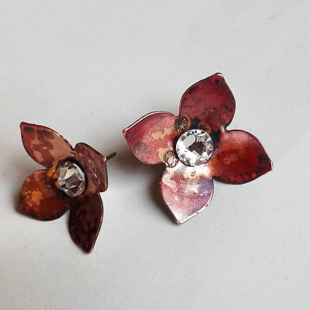 catatonik_nyc's tweet photo. First post earrings! Firescale copper and Swarovski crystal. #handmadejewelry #catatoniknyc #sophisticated #unique #fashionblogger #style #jewelryaddict #shoplocal https://t.co/pmtVWwj4NT