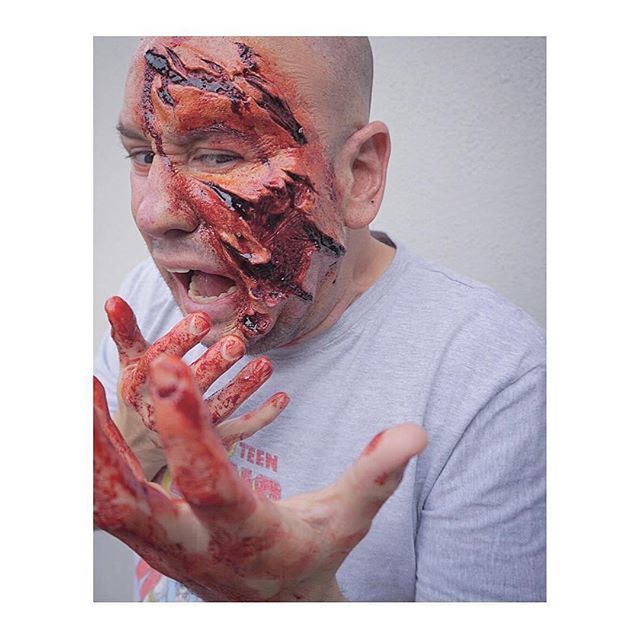 WestmoreFX's tweet photo. Repost from @gabriiiielle__ - Bad shaving accident OR werewolf attack?! Comment below with your best story of how this injury happened. #fleshwoundfriday
🤕
Prosthetic: @woochiefx 
Adhesive: @westmorefx 
Paints: @melproductsusa 
Blood: @bennyemakeup 
Brushes: @bdelliumtoolssfx https://t.co/6C5NJ81dVT