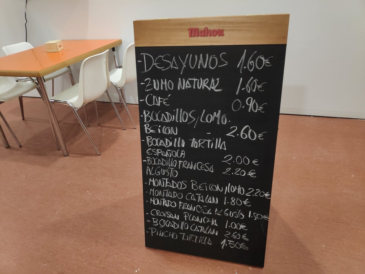 informaticaupm's tweet photo. Ya está abierta cafetería y habilitada de nuevo la barra. Aquí tenéis los precios del menú, desayunos y demás. https://t.co/scutJv8EEu