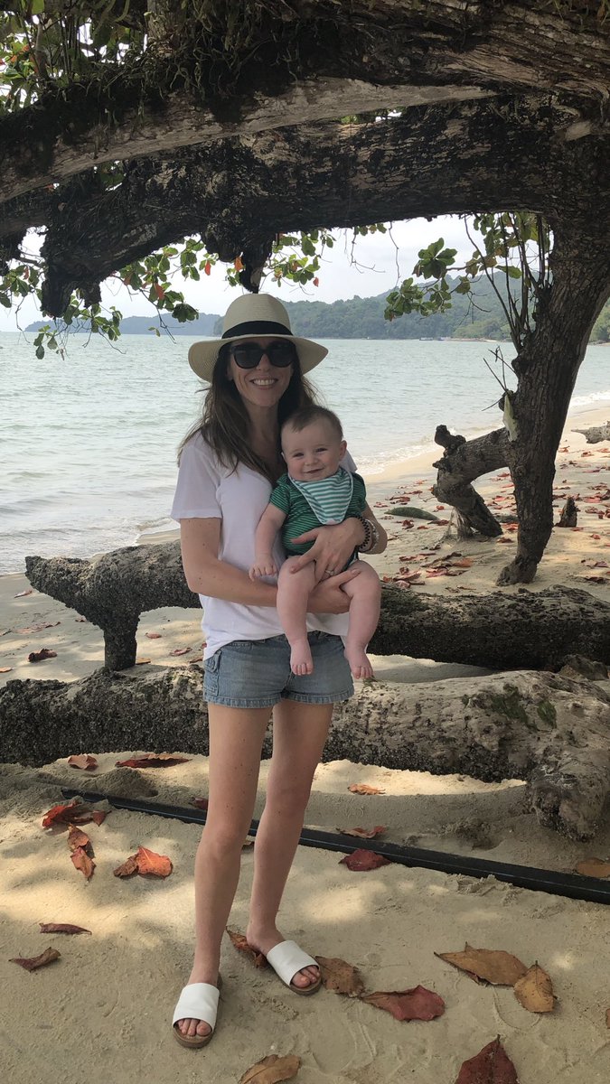 CiaraTobin85's tweet photo. I’m in baby jet lag hell!!! Trip was still so worth it tho!!! ☺️ #hewontsleep #allhours #mommyjail #poorbaby https://t.co/oNBZfVCygB