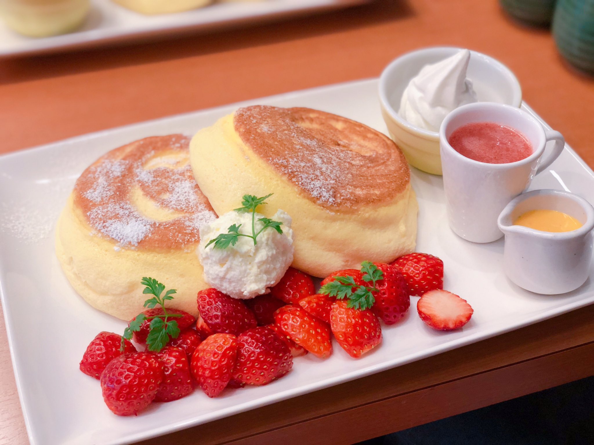 森田美和 本八幡 茶寮 煉 スフレパンケーキ ふっわふわ イチゴソースはとってもフレッシュ 甘さ控えめで美味しくいただきました 私のおすすめパンケーキは マツコも絶賛の外苑前 カフェ香咲 昔ながらのパンケーキでカラメルソースが絶品 また