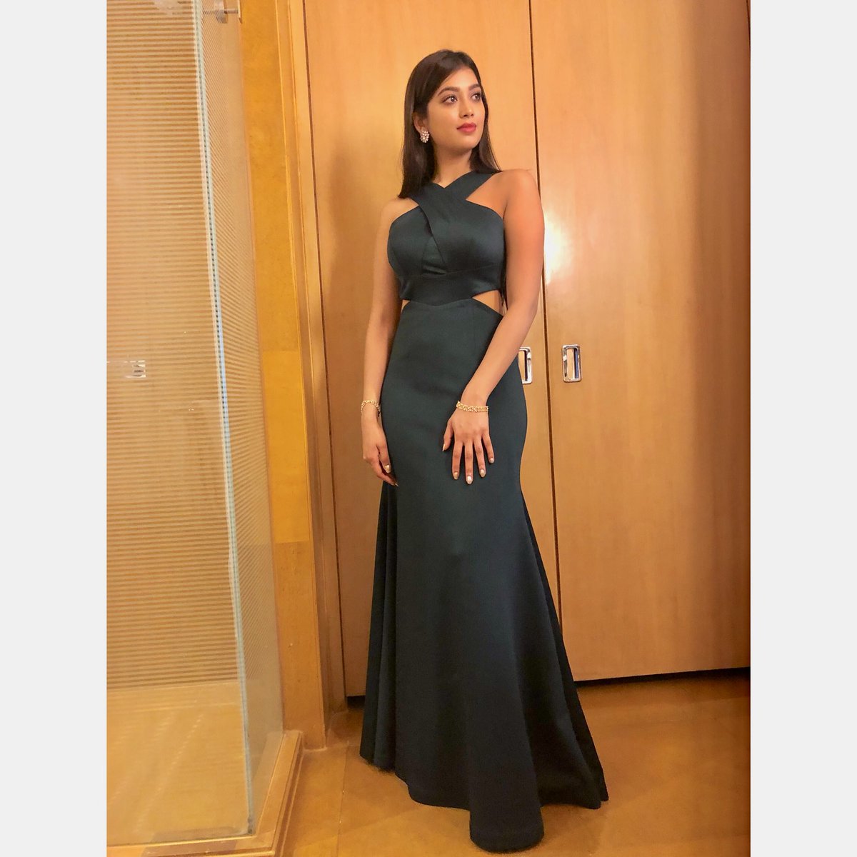 DiganganaS's tweet photo. I stand at north, and I know what it looks like from here... You on the other side, it’s okay if we aren’t identical... -Digangana Suryavanshi 
#tbt #indiatvconclave 
Outfit by - @getnatty_official
Styled by - @shrishtimunka
Assisted by - @thestorytailor_ https://t.co/Pze7DBG5VE
