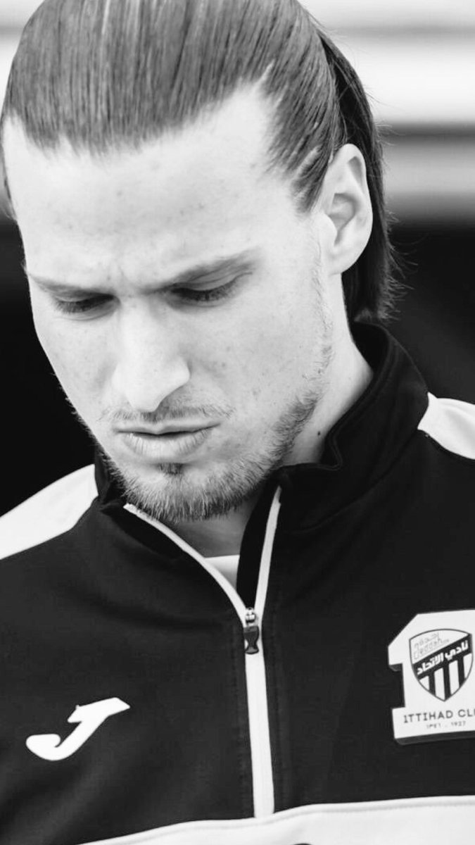 gnaotb's tweet photo. وصل اللاعب #بريجوفيتش إلى مطار جدة وبإذن الله سوف يكون أحد المشاركين في مباراة #الاتحاد أمام #التعاون السبت القادم 

#بريجوفيتش 
#الاتحاد
#وطن_الاتحاد https://t.co/MuCFZr5fhs