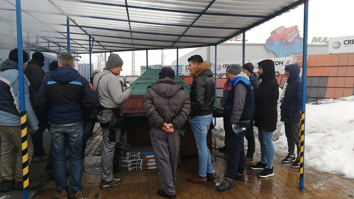 IKO Training in Romania @ ROLLGRUP: 
IKO colleague Dragos Popa trained the roofer and sales team on correct shingle roof application. Subscribe to our Youtube channel for the latest installation films: bit.ly/1FMfzU7