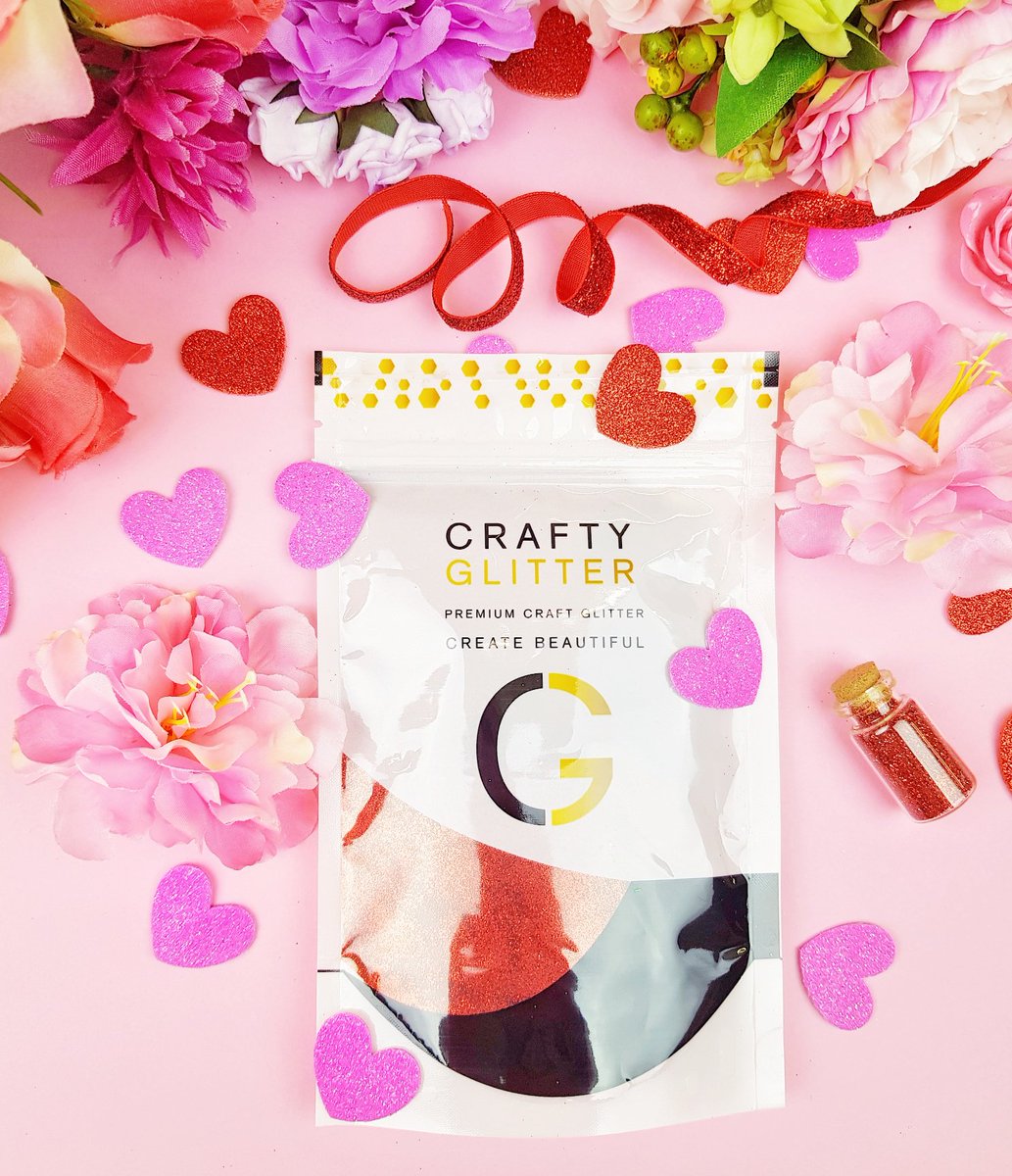 What could be more perfect for Valentine's day crafts than our Blazing Red glitter! ❤️

We love this rich, red glitter and it would be perfect for any gifts you may be making ❤️😉

Shop the range here ---> ow.ly/8QUs30nuHW9 

#createbeautiful #tuesdaythoughts #craftbuzz