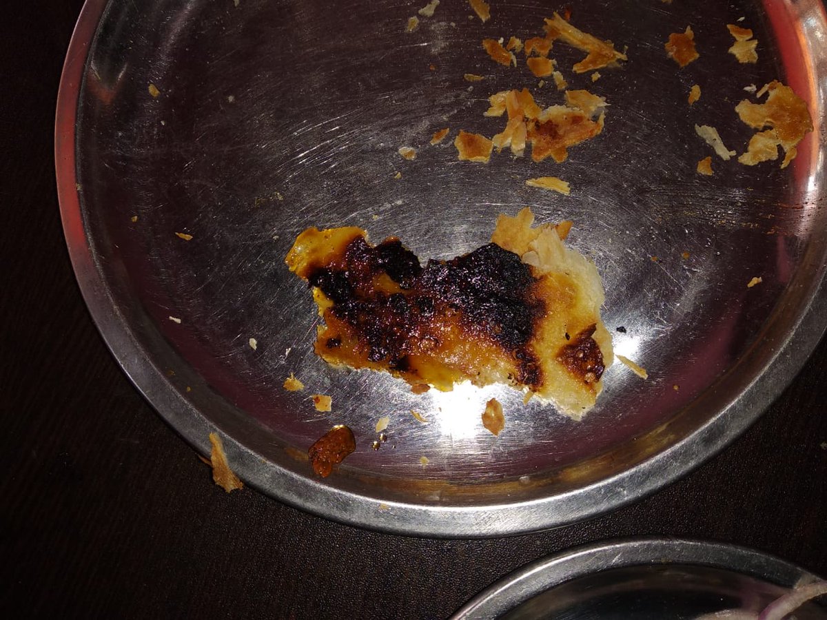 parvezd12's tweet photo. @UPGovt @CMOfficeUP @Igrangelucknow @UttarPradeshENG @lucknow plz I request d authority of UP Lucknow 2 check these restos in @daliganj whr foods r served in d form of poison and inadequate materials r used 2 play wid d lyf of ppl 2 earn some pecuniary gain. https://t.co/RJz3vbeFa5