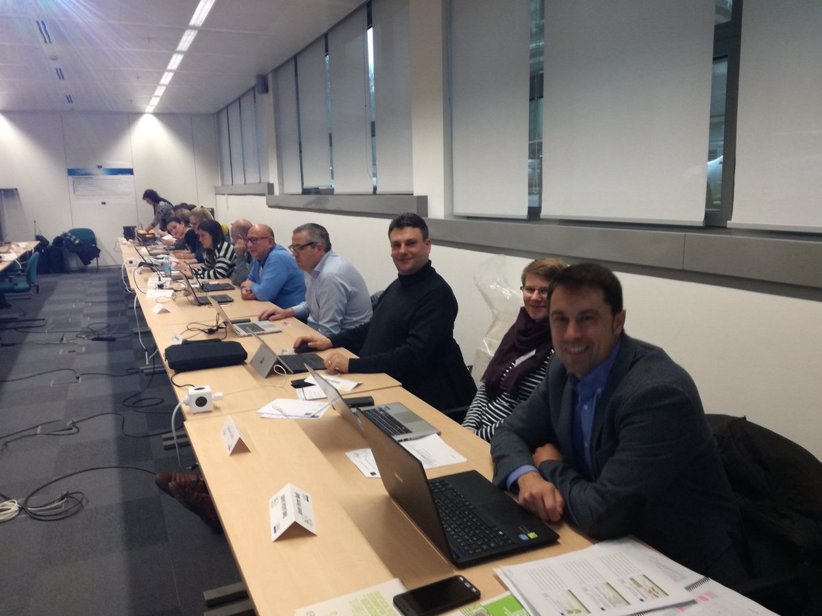 URBANREC_H2020's tweet image. Review Meeting already started @EU_H2020 Show must go on❗